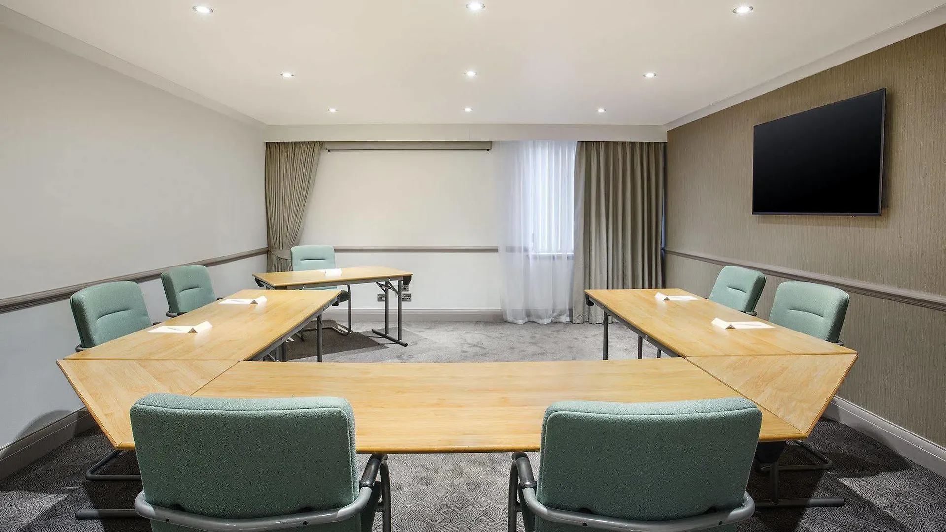 Hotel Jurys Inn Aberdeen Airport Dyce